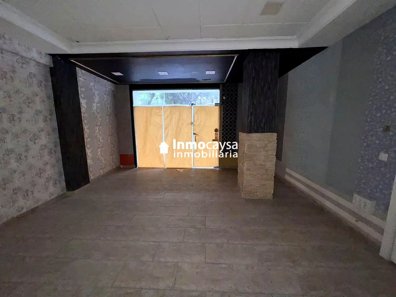 Local comercial de lloguer a Republica Argentina