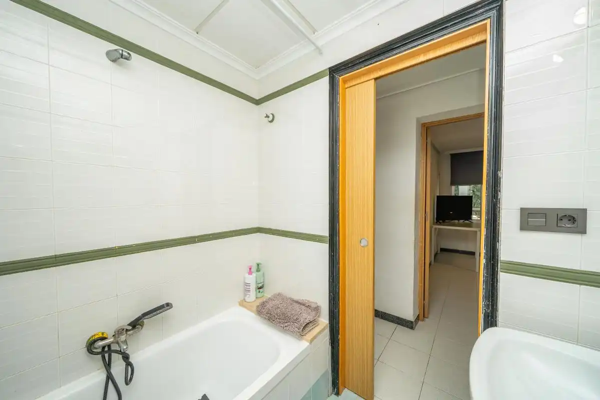 Bathroom of Flat for sale in Alicante / Alacant  with Heating and Furnished