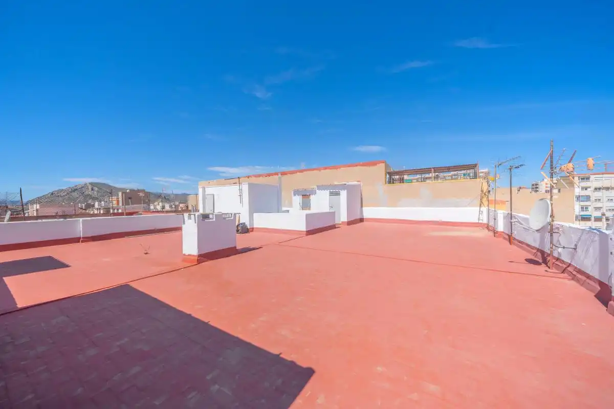 Terraza de Piso en venta en Elda con Calefacción, Terraza y Trastero