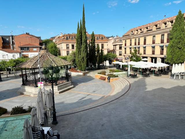 Apartamento en Alquiler en Plaza España en Casco Antiguo