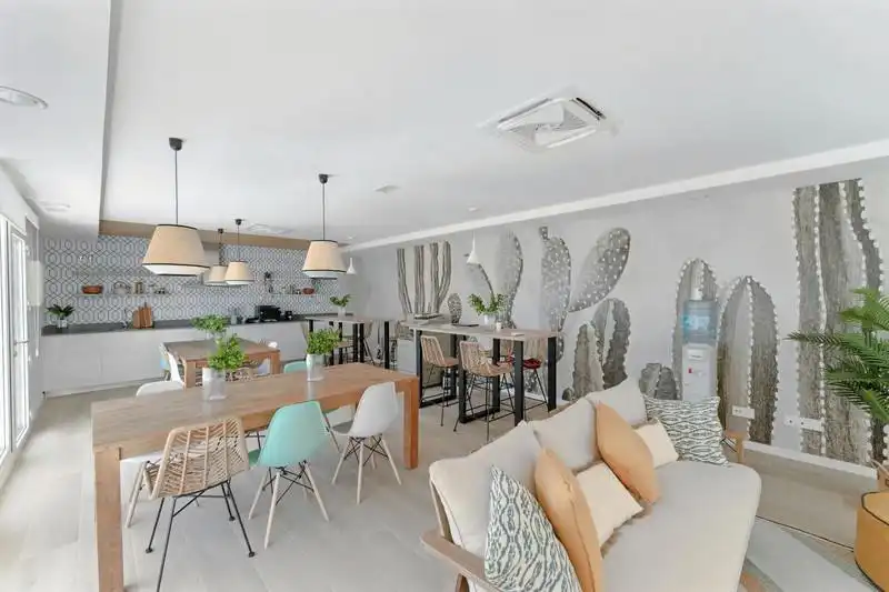 Comedor de Apartamento de alquiler en Estepona con Aire acondicionado, Calefacción y Terraza