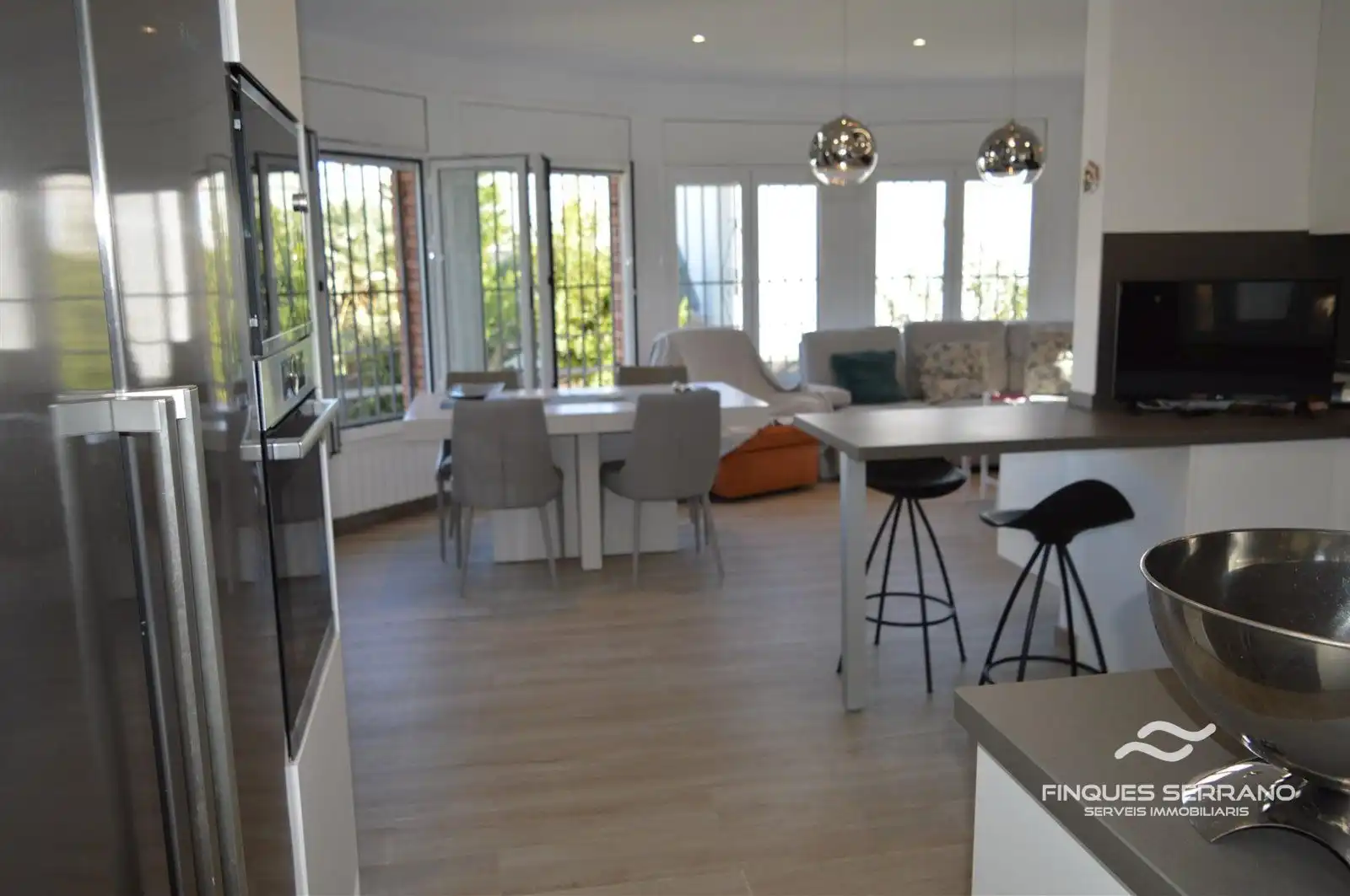 Comedor de Casa o chalet en venta en Vilanova i la Geltrú con Calefacción, Terraza y Trastero