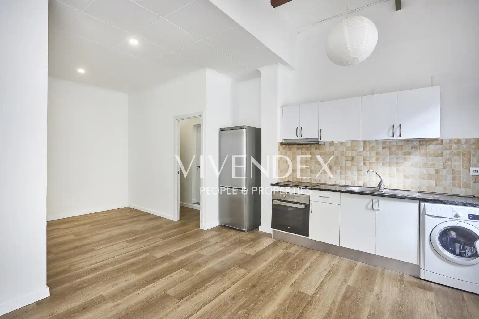 Küche von Wohnung zum Verkauf in L'Hospitalet de Llobregat mit Parkett