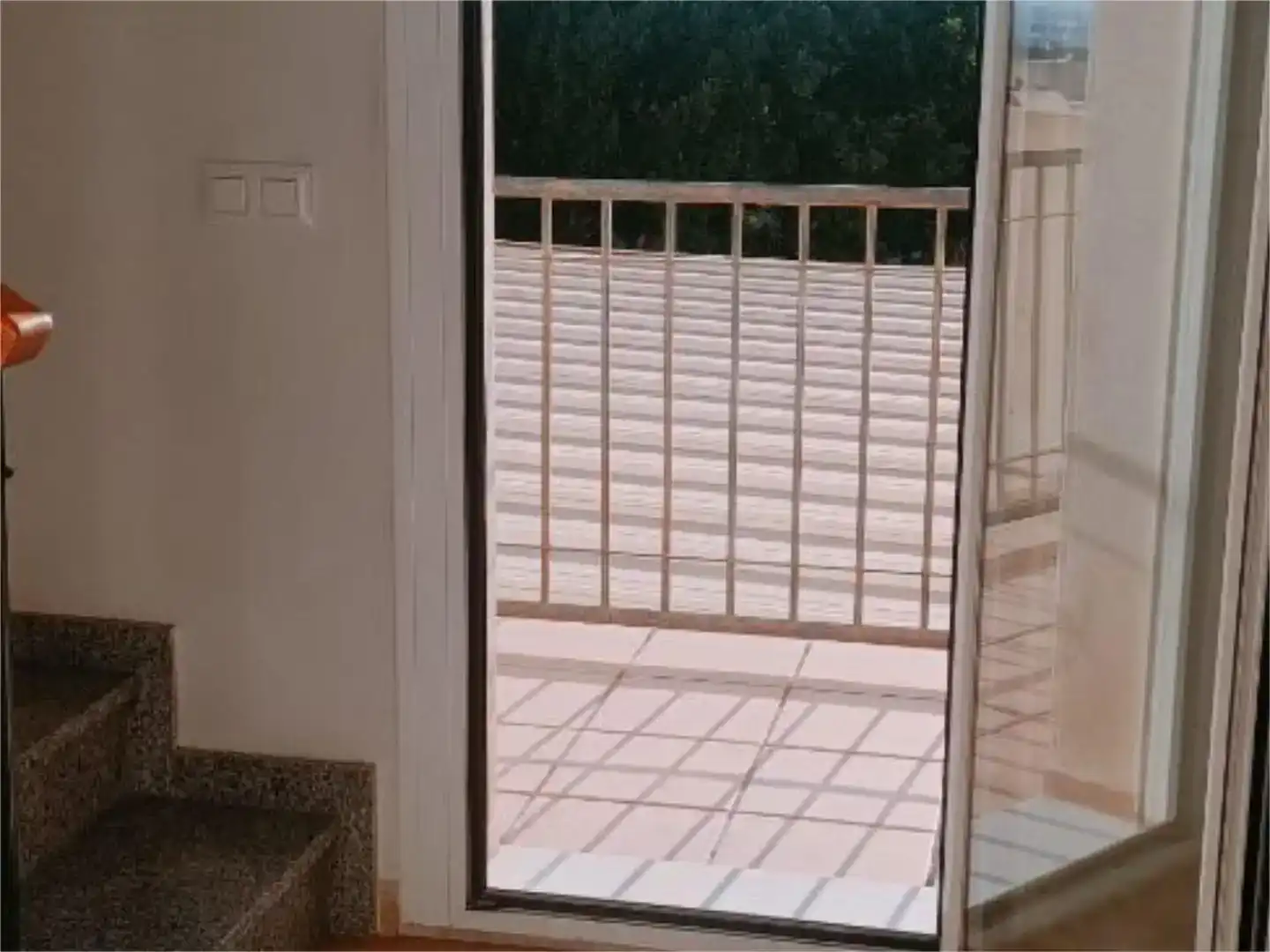 Terrassa de Casa adosada en venda en Roquetas de Mar amb Aire condicionat, Piscina i Balcó