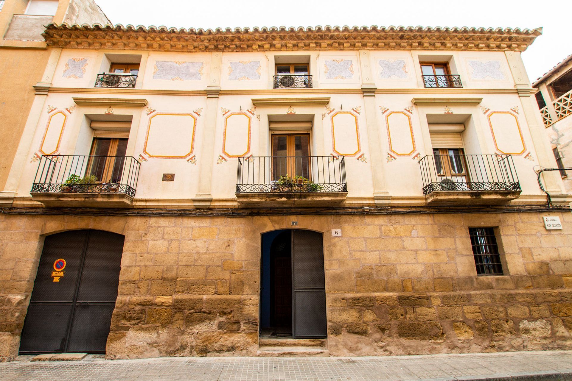 Vista exterior de Casa o xalet en venda en Caspe amb Jardí privat