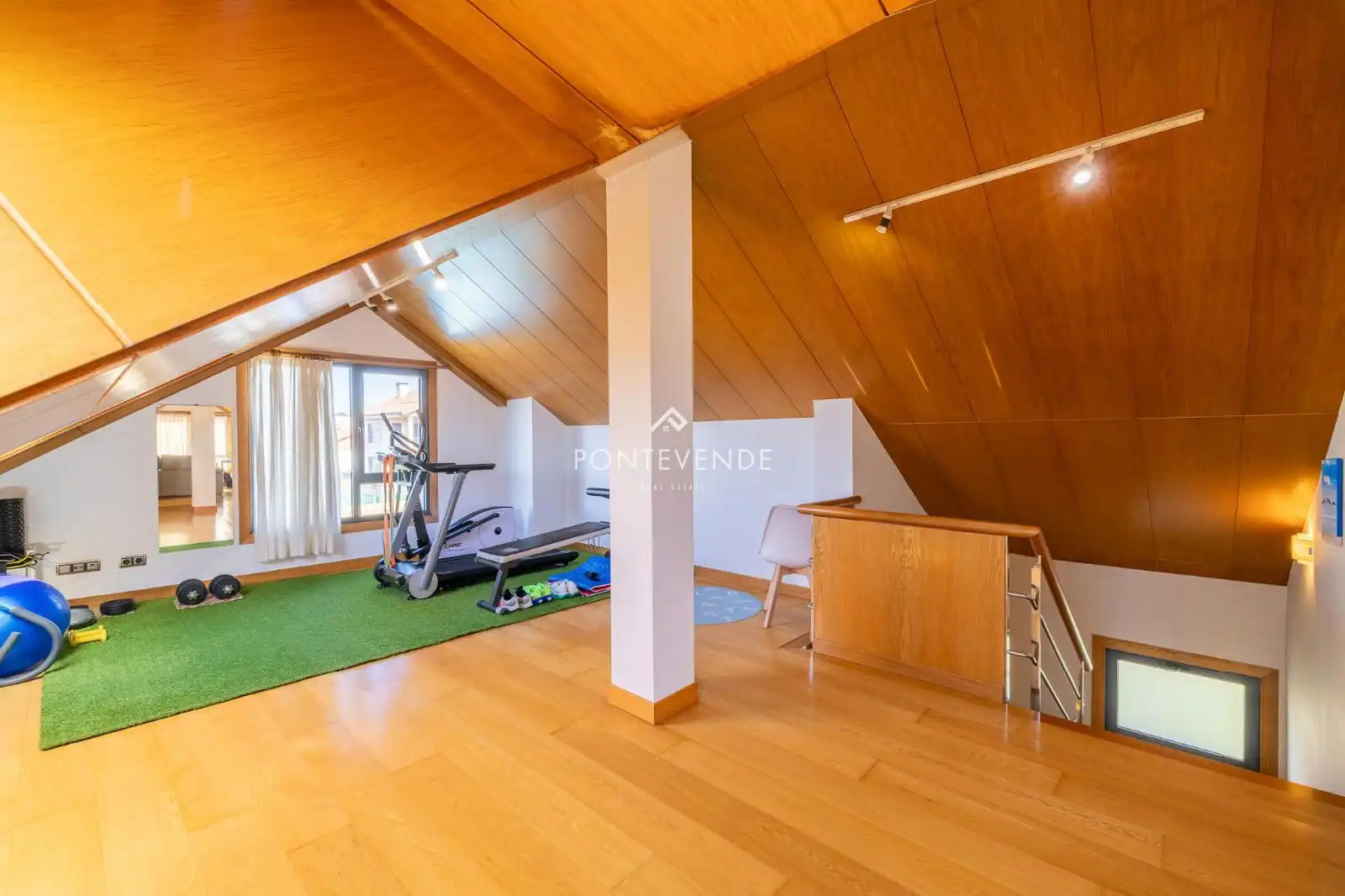 Casa o xalet en venda en Vigo  amb Calefacció, Jardí privat i Terrassa