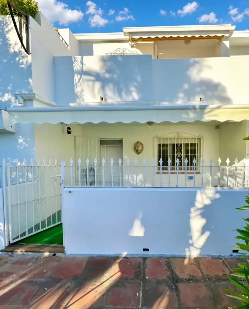 Balcony of Ground floor for sale in Estepona  with Terrace, Storage room and Furnished