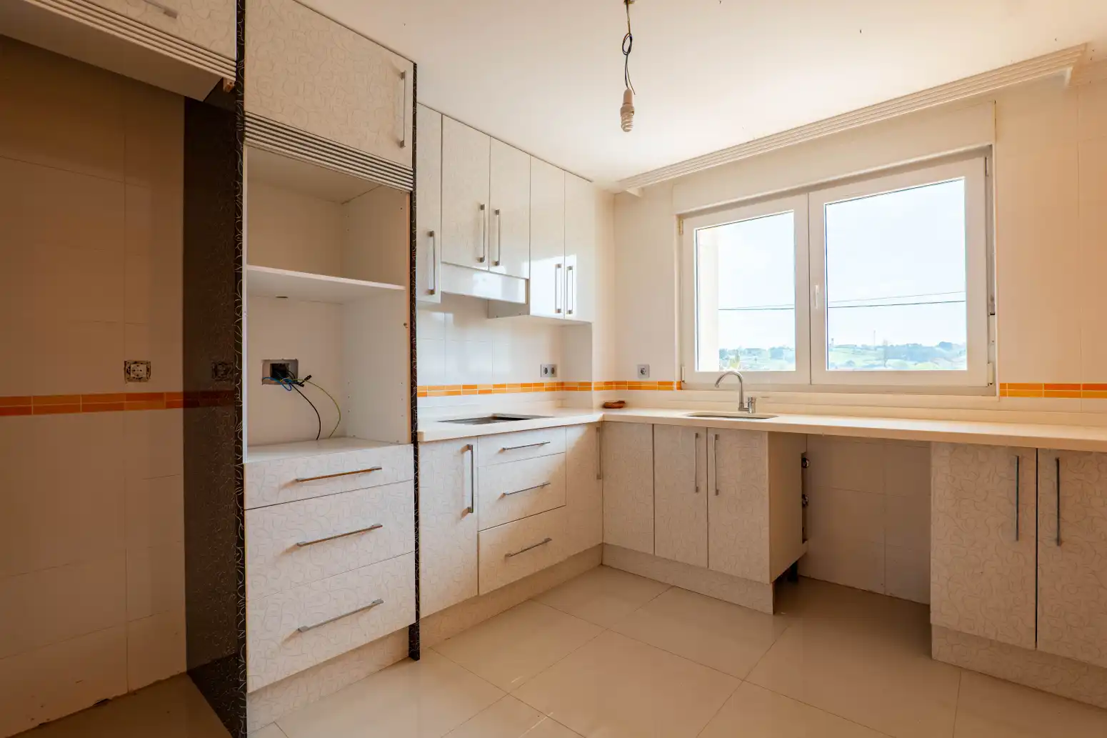 Cocina de Casa o chalet en venta en Castrillón con Calefacción, Jardín privado y Terraza