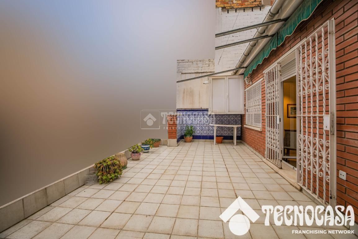 Terrace of Houses for sale in  Barcelona Capital  with Terrace