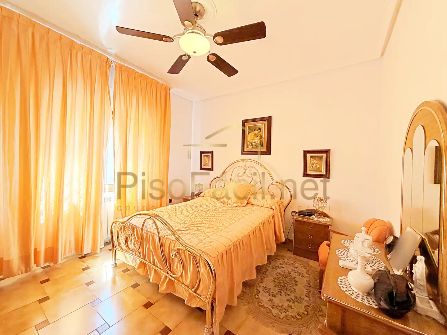 Habitación de Casa o chalet en venta en Illescas con Aire acondicionado, Calefacción y Jardín privado