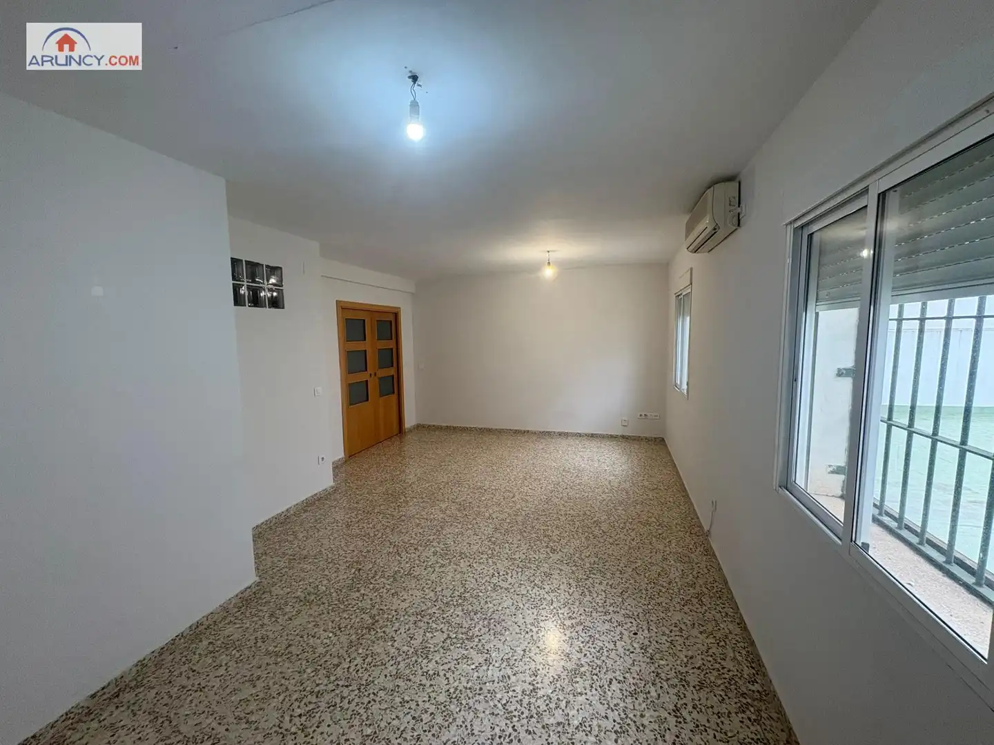 Piso de alquiler en Sevilla con Aire acondicionado y Balcón