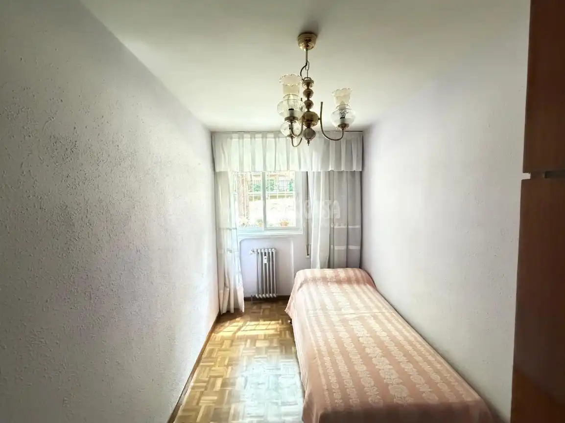 Bedroom of Flat for sale in Madrid  with Heating