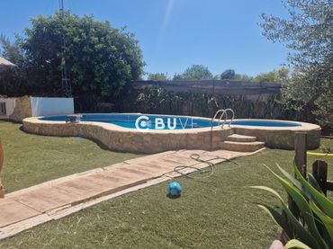 Villa mit Pool zum Verkauf in El Garrotal