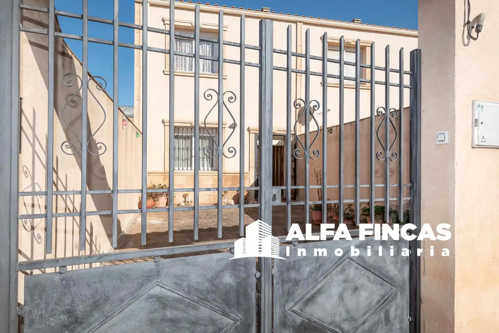 Exterior view of Detached homes for sale in Atalaya del Cañavate  with Heating, Private garden and Storage room