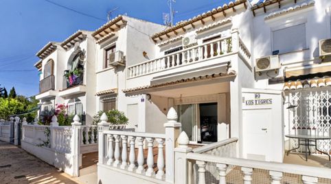 Foto 2 de Casa adosada en venda a Urbanizacion Lago Jardin-2 M-2, Los Balcones - Los Altos, Torrevieja