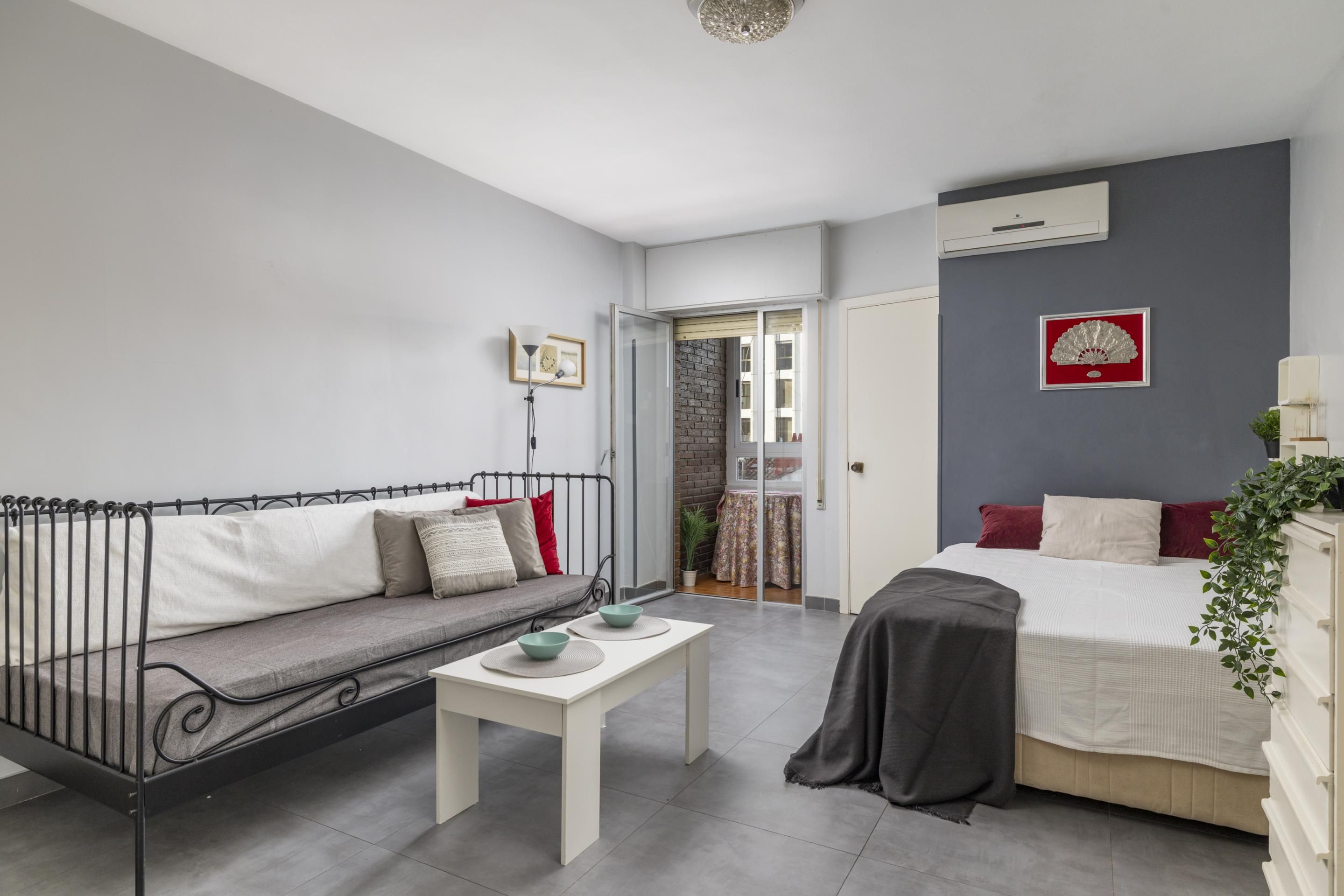 Bedroom of Study for rent in  Madrid Capital  with Air Conditioner, Heating and Terrace