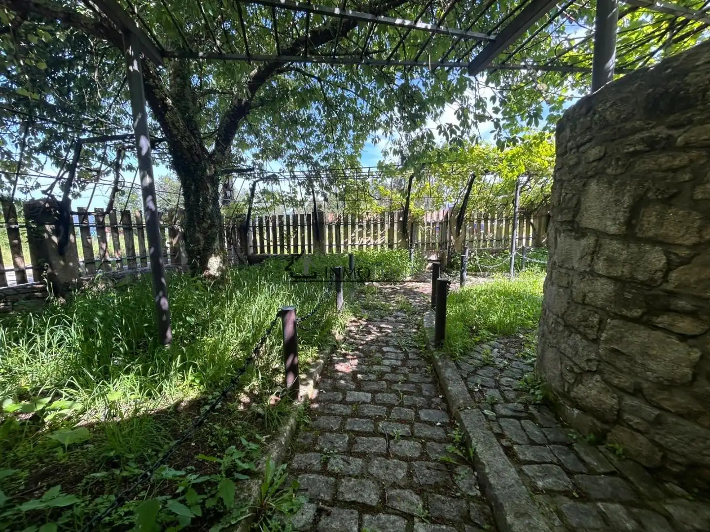 Commercial properties for sale in Cotobade