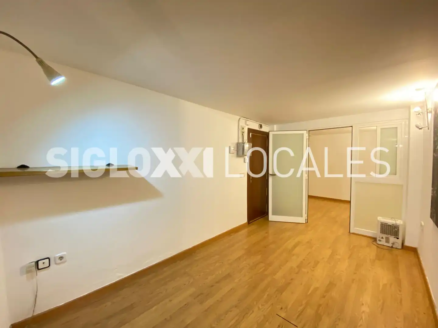 Commercial properties for sale in PASEO MARAGALL, El Congrés i els Indians