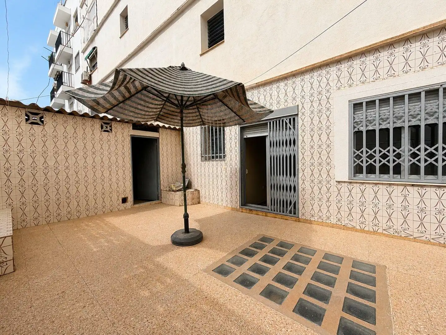 Terraza de Piso en venta en Meliana con Terraza, Trastero y Balcón