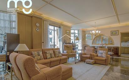 Sala d'estar de Àtic en venda en  Barcelona Capital amb Aire condicionat, Calefacció i Jardí privat