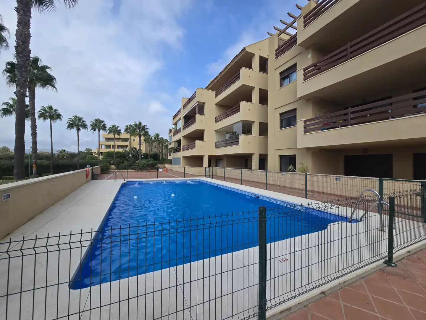 Apartamento con piscina en venta en Avenida de la Marina, imagen 4