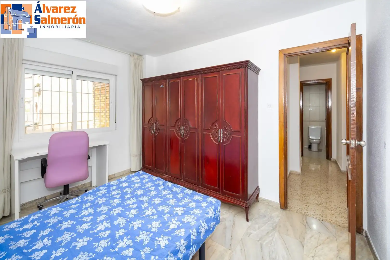 Schlafzimmer von Wohnung zur Miete in Granada mit Heizung, Terrasse und Möbliert