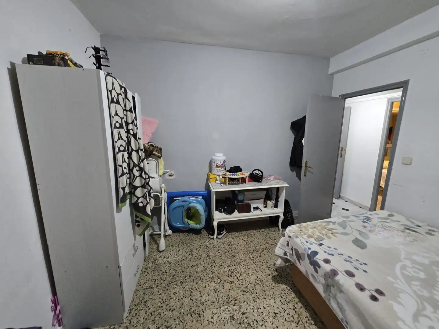 Schlafzimmer von Wohnung zum Verkauf in Parla