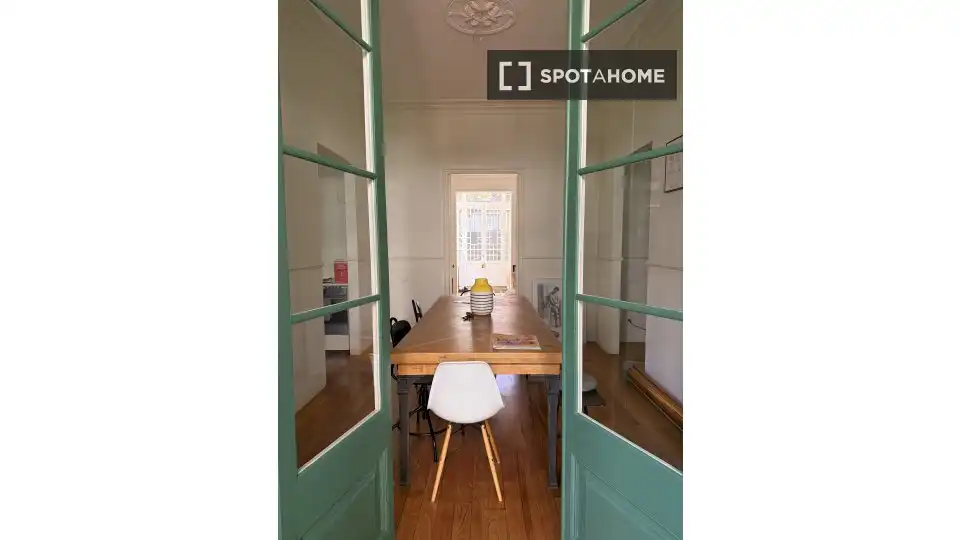 Comedor de Piso de alquiler en Sant Boi de Llobregat con Aire acondicionado, Calefacción y Amueblado