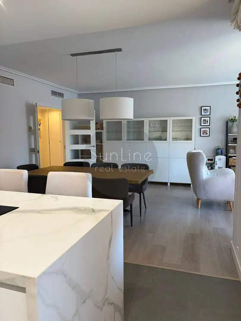Comedor de Piso en venta en Valencia con Aire acondicionado, Terraza y Trastero