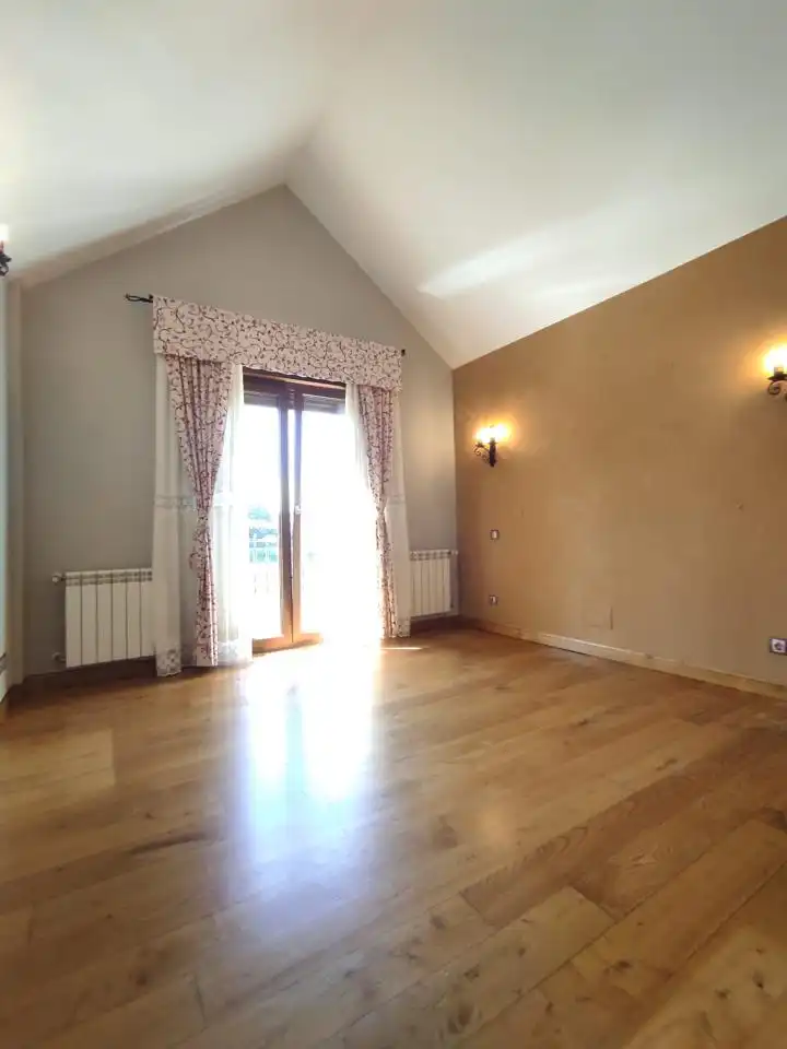 Habitación de Casa o chalet en venta en Marina de Cudeyo con Calefacción, Jardín privado y Parquet