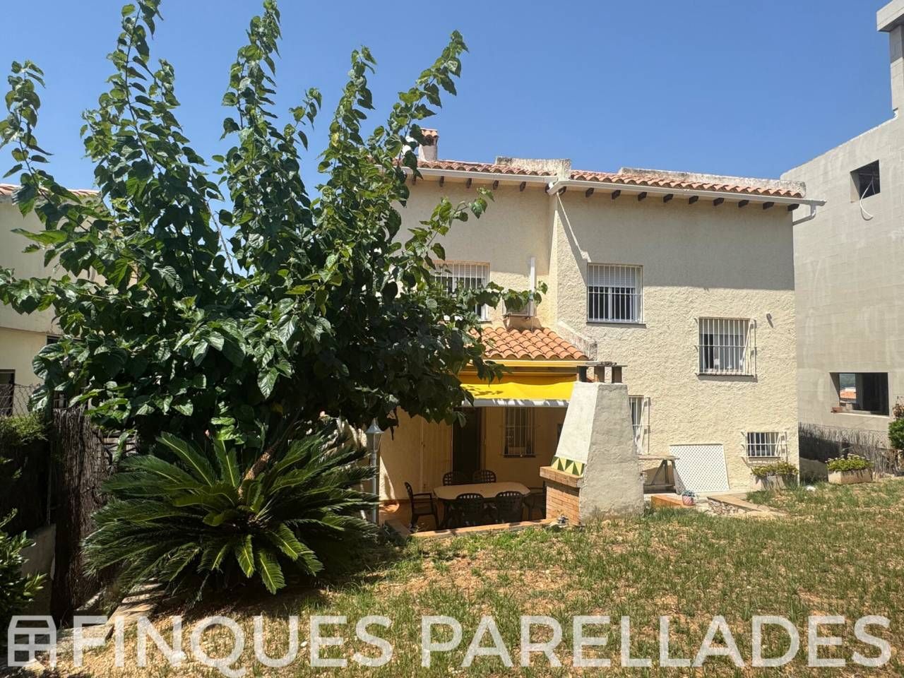 Jardí de Casa o xalet en venda en Sant Pere de Ribes amb Aire condicionat, Calefacció i Jardí privat
