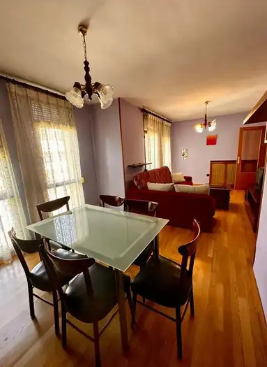 Wohnzimmer von Wohnung zum Verkauf in Navaleno mit Heizung, Parkett und Möbliert