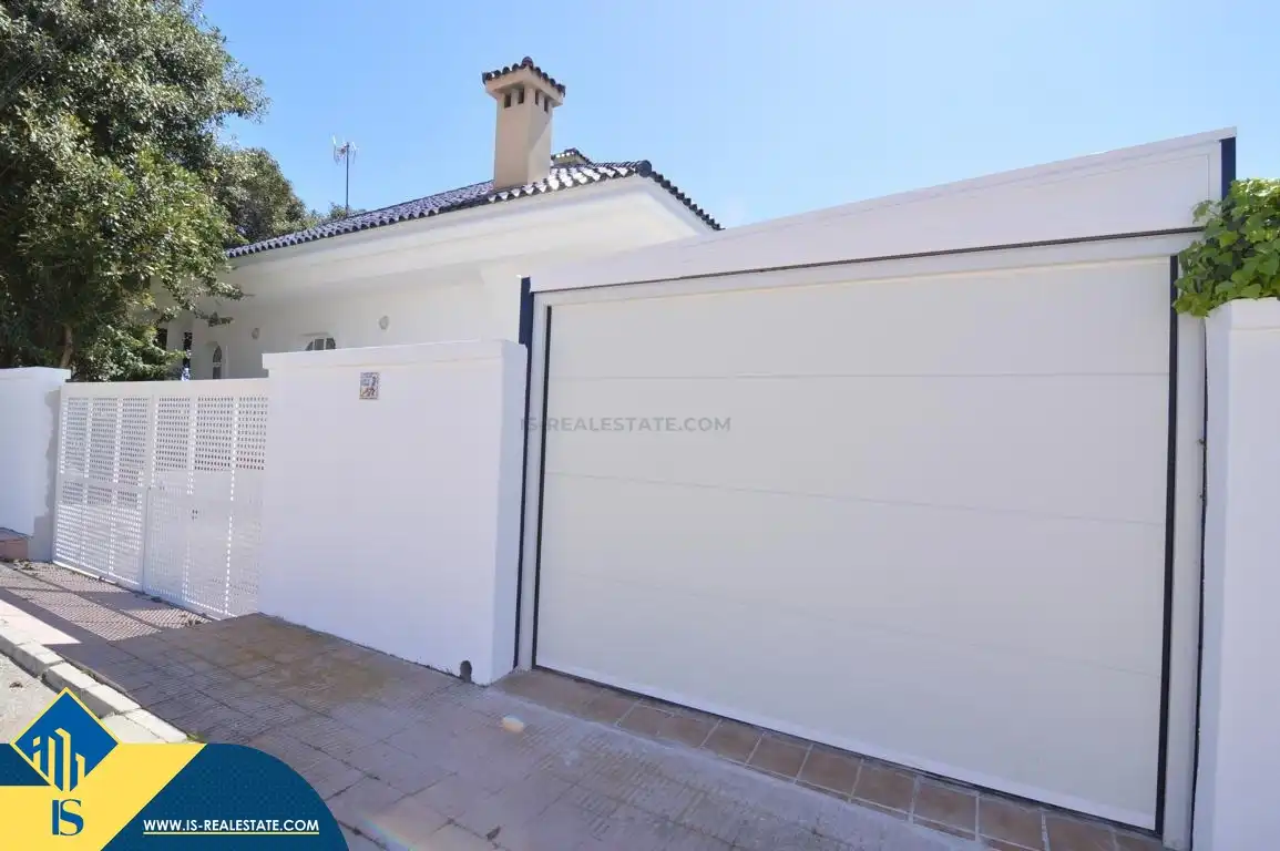 Chalet con jardín en venta en Zona Carrefour - Urbanizaciones, imagen 14