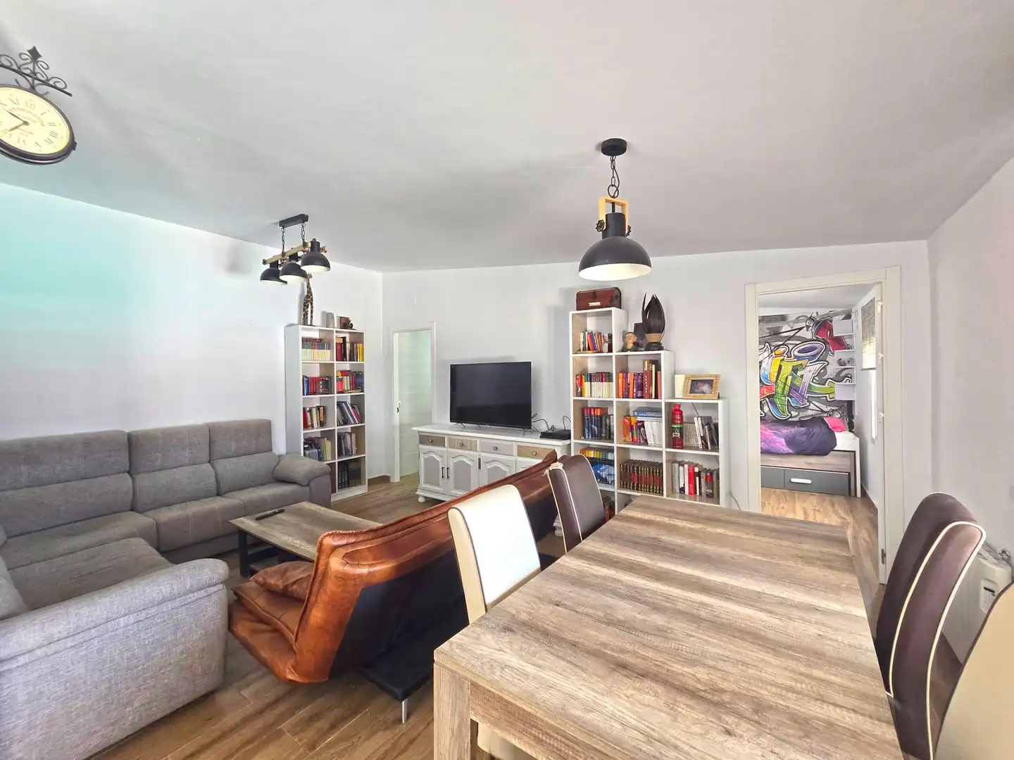 Sala de estar de Casa o chalet en venta en Mairena del Aljarafe con Jardín privado y Piscina