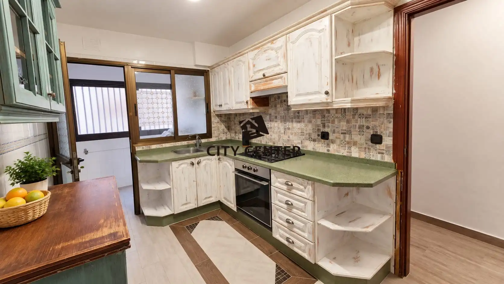 Cuina de Dúplex en venda en Granadilla de Abona amb Terrassa