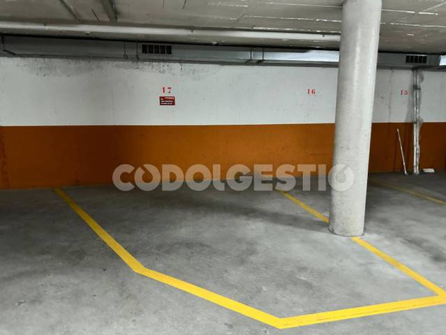 Garaje en Venta en Bisbe Font Andreu en El Sucre - El Nadal