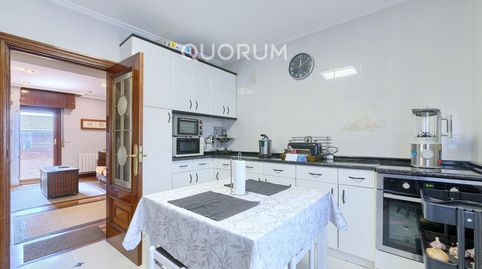 Foto 4 de Piso en venta en Centro - Ariz - Uribarri, Basauri