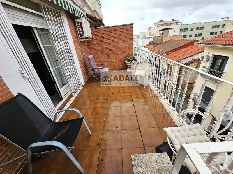 Flat with terrace for sale in Tomelloso
