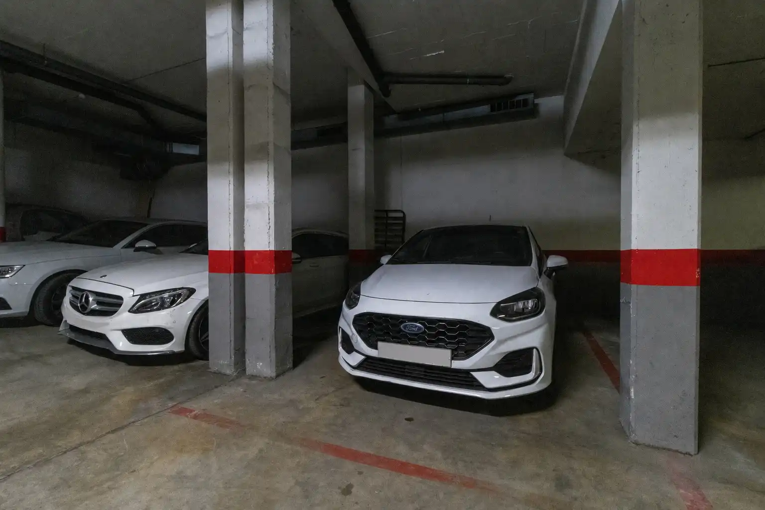 Parking de Piso en venta en Sant Cebrià de Vallalta con Calefacción, Parquet y Terraza