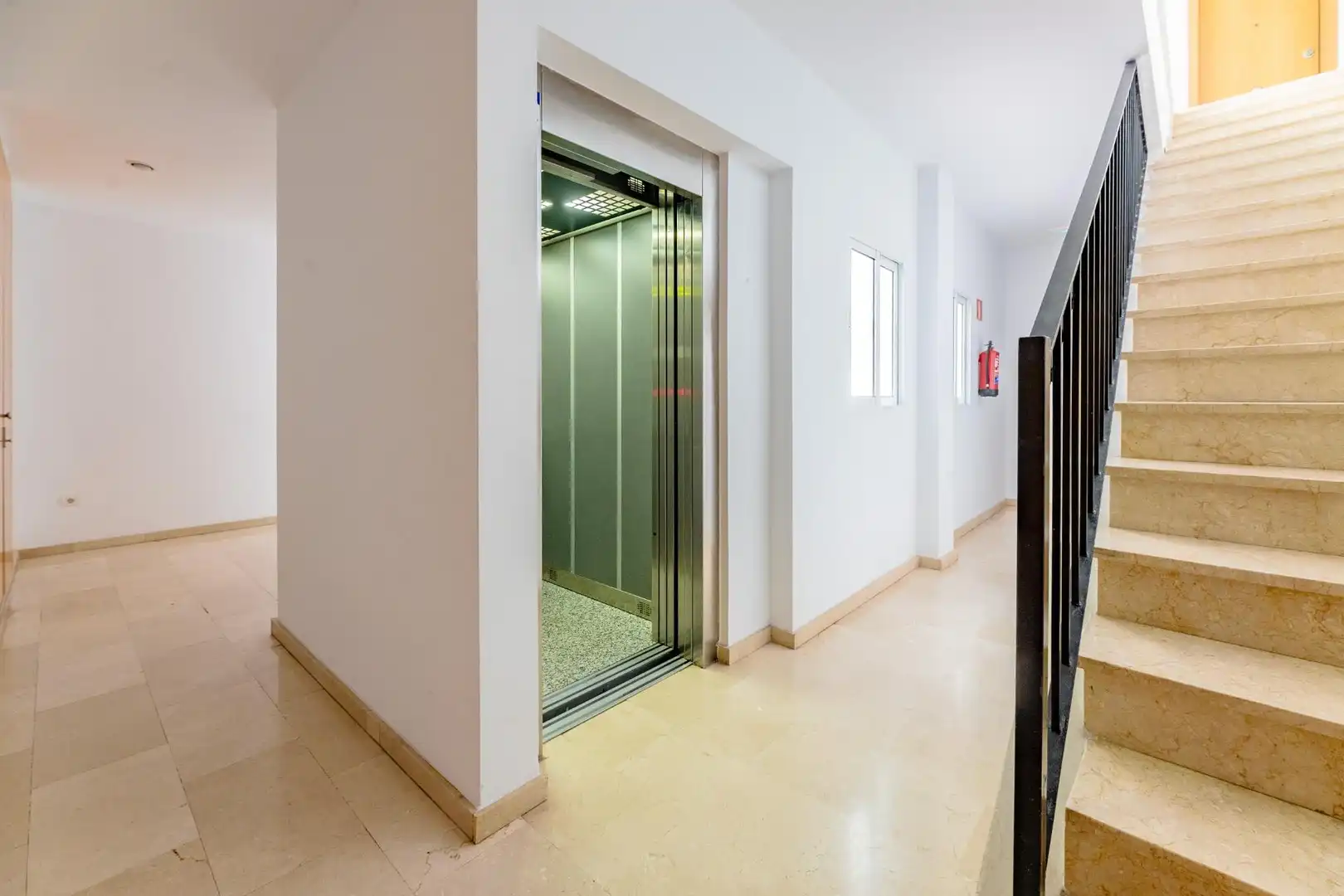 Flat for sale in L'Alcúdia de Crespins  with Air Conditioner