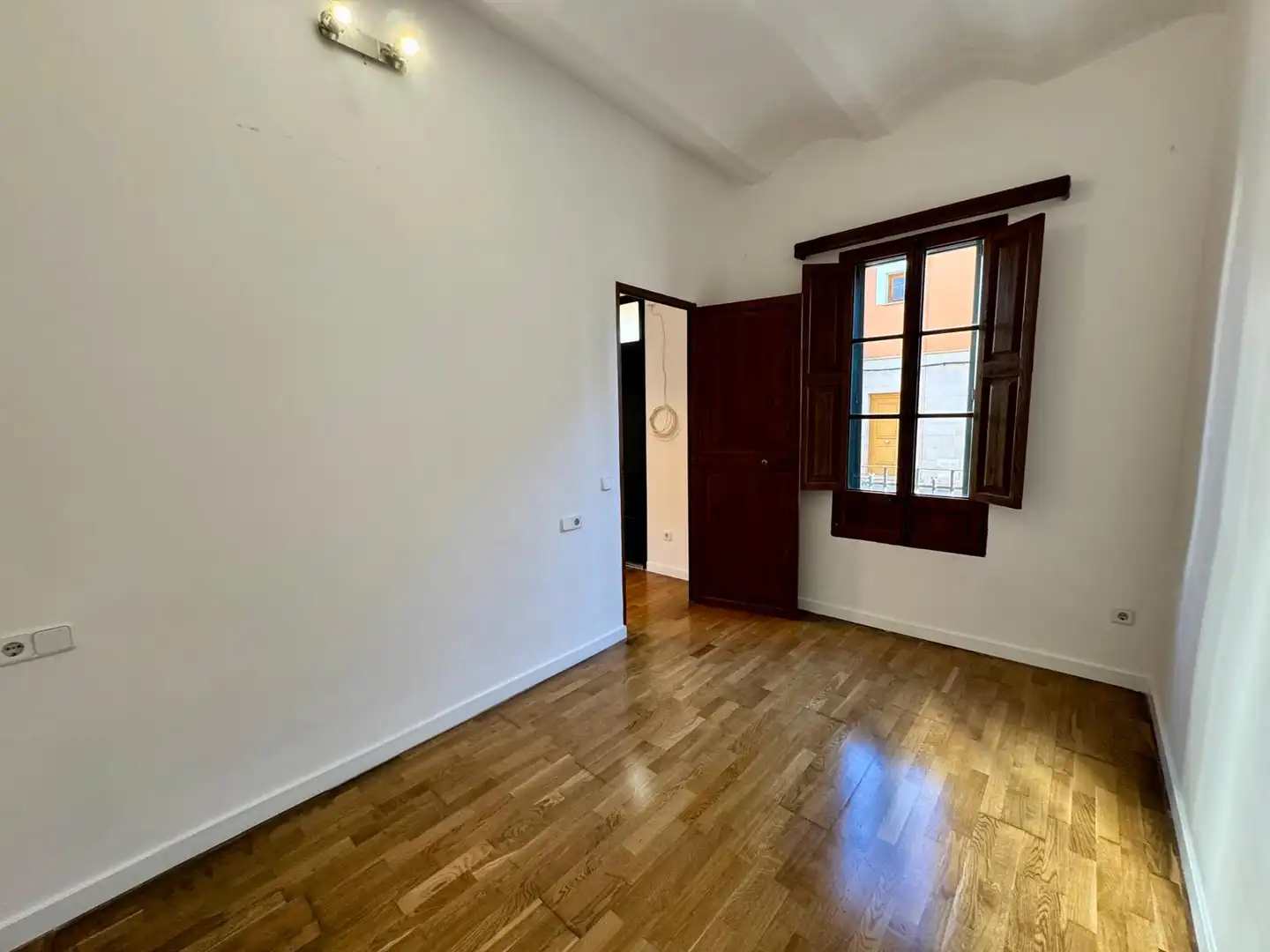 Dormitori de Planta baixa de lloguer en Ponent