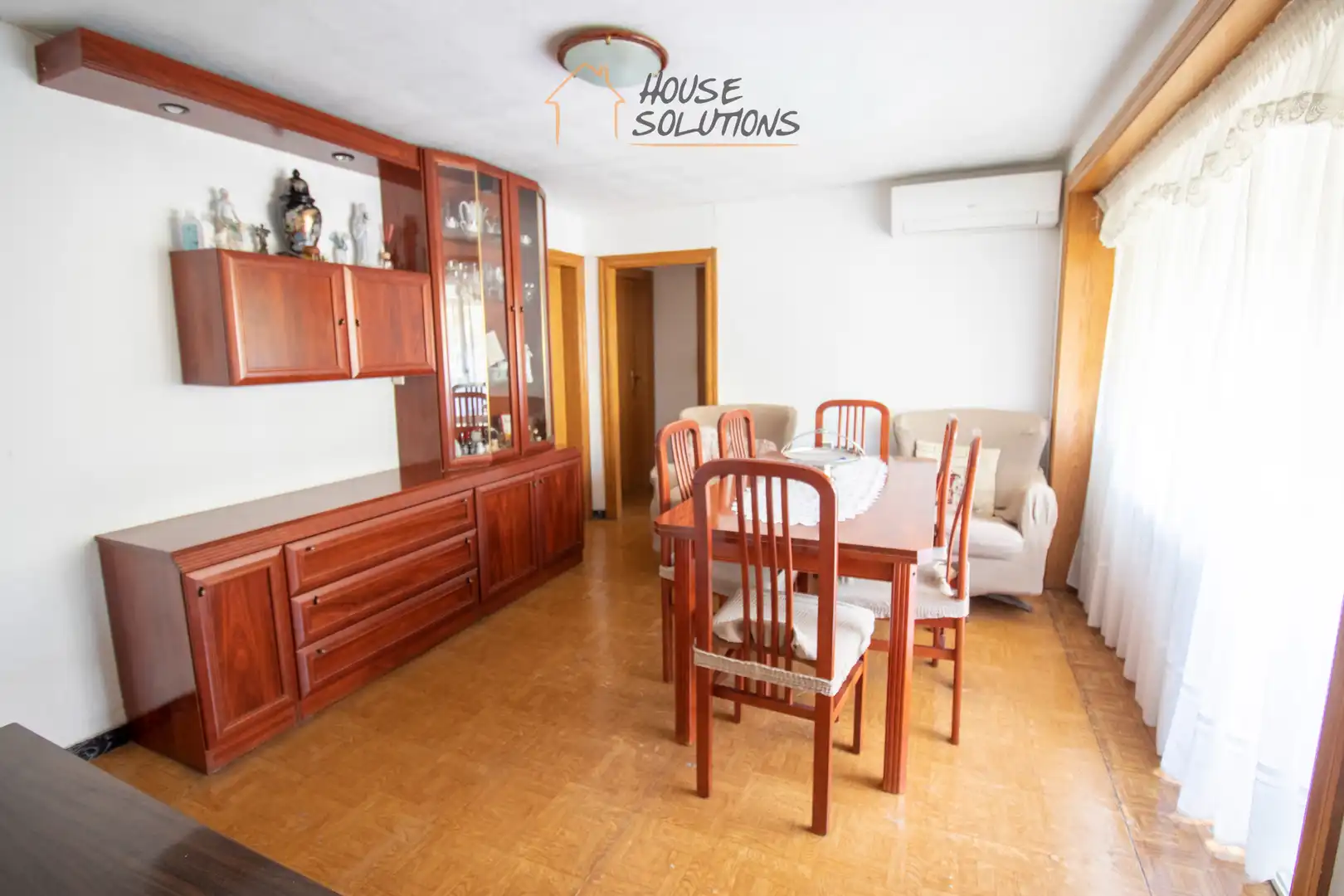 Comedor de Piso en venta en Sabadell con Aire acondicionado, Amueblado y Horno