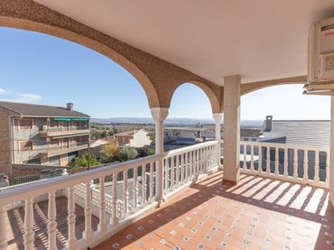 Casa aparellada amb balcó en venda a FCO JOSE GARCIA JIMENEZ
