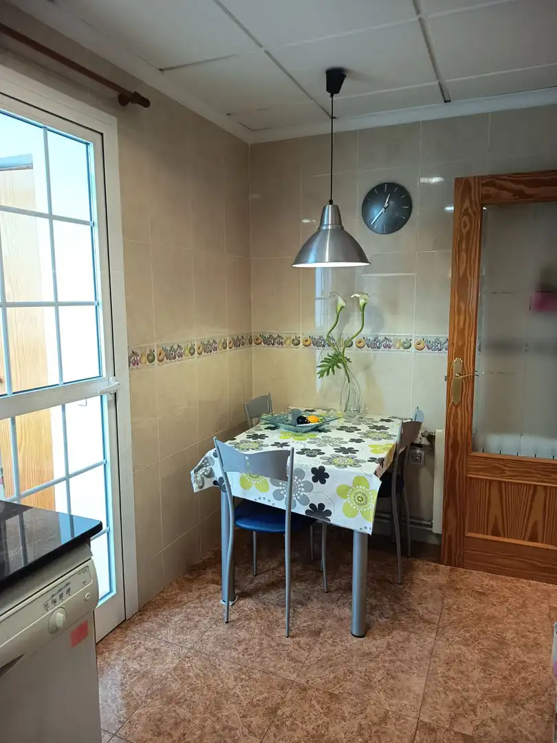 Comedor de Piso en venta en Ulldecona con Calefacción, Terraza y Trastero