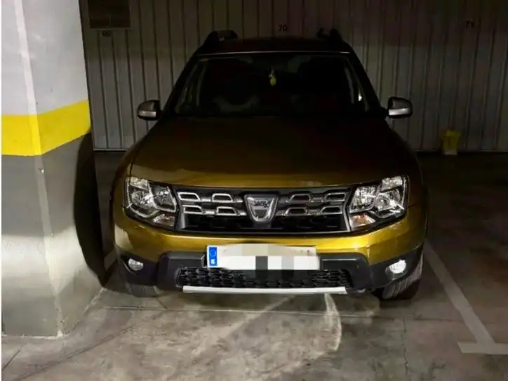 Garatge de lloguer a Calle la Adrada, 28, Ensanche de Vallecas - La Gavia