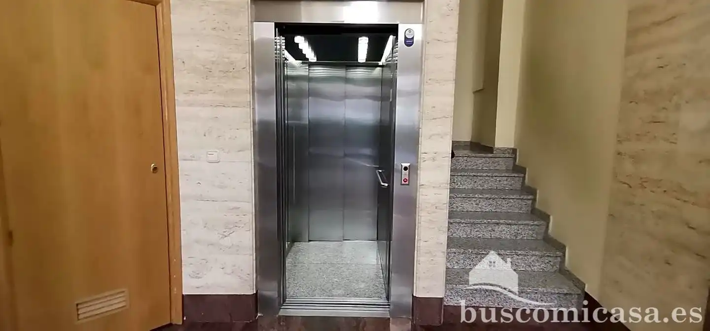 Piso con ascensor en venta en Centro ciudad, imagen 23