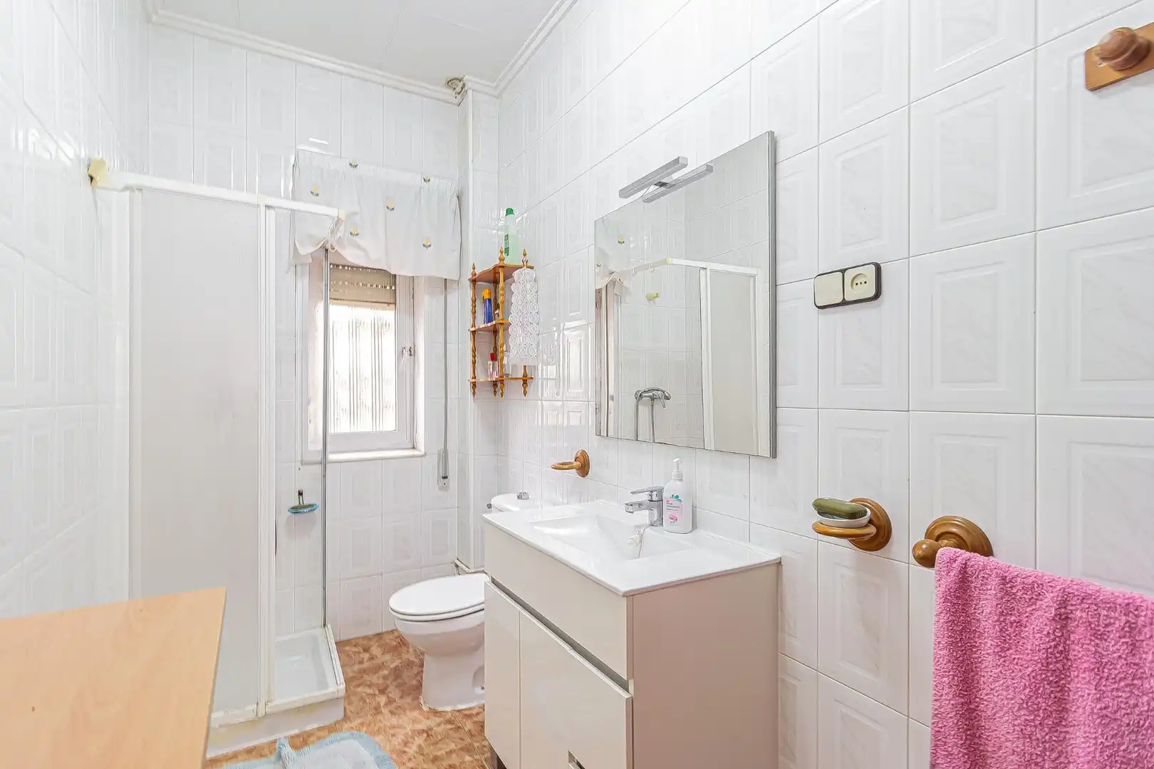 Badezimmer von Einfamilien-Reihenhaus zum Verkauf in Cartagena mit Privatgarten, Abstellraum und Balkon