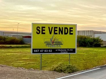 Lands and plots for sale in Calle de la Autovia de Logrono