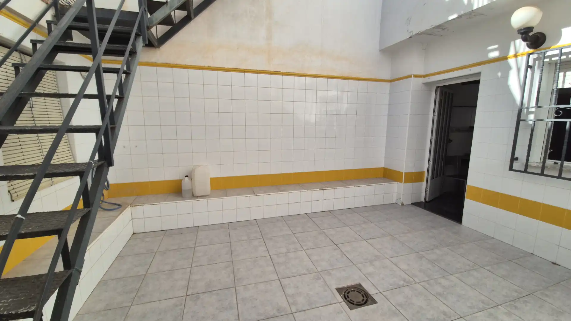 Casa adosada en venda en Alcantarilla amb Terrassa, Moblat i Balcó