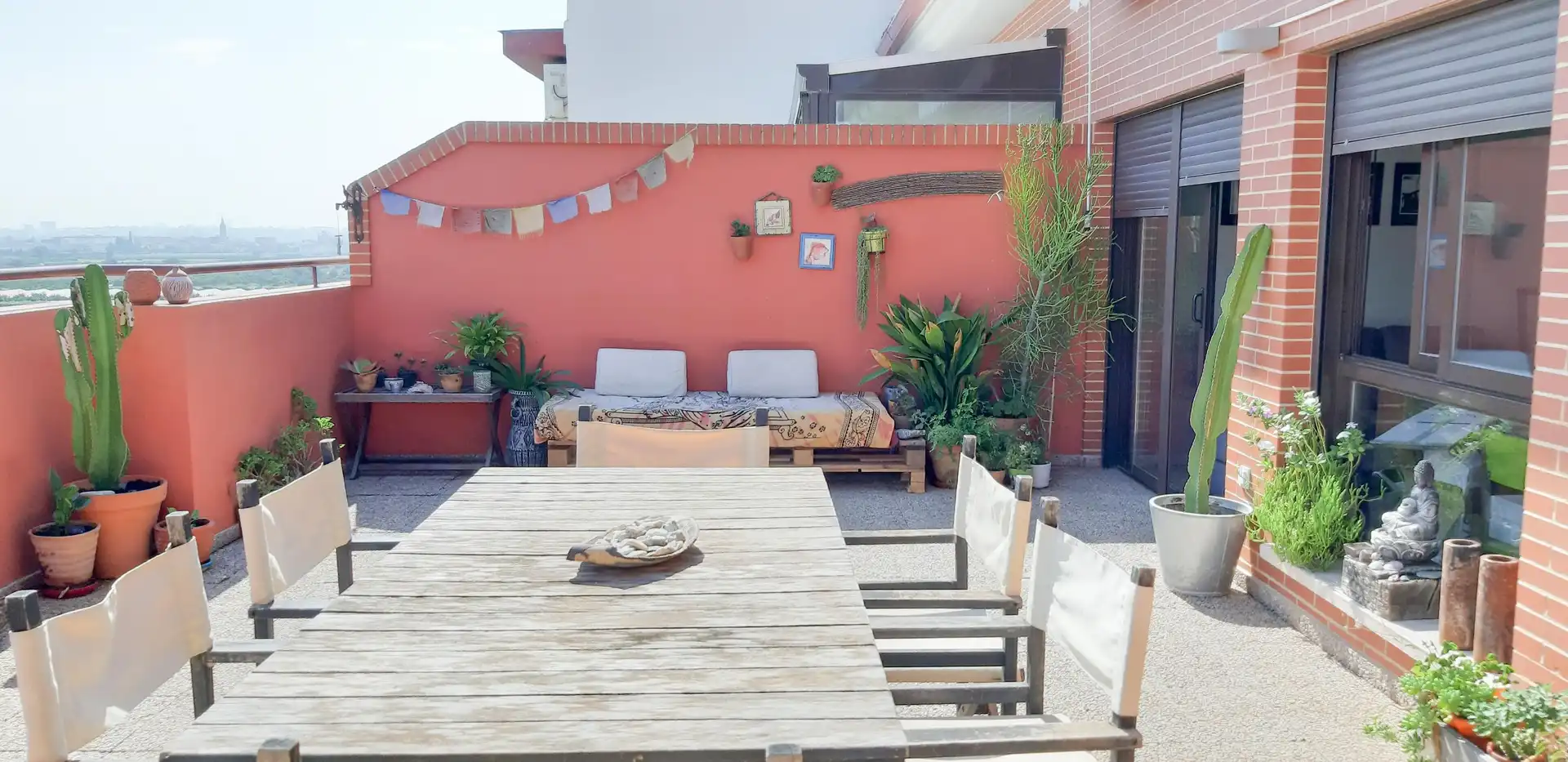 Terrasse von Dachboden zur Miete in Valencia mit Heizung, Terrasse und Möbliert